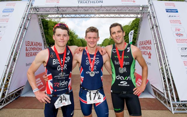 Super Sharp and pacy Pallant win 10th anniversary of Blenheim Palace Triathlon