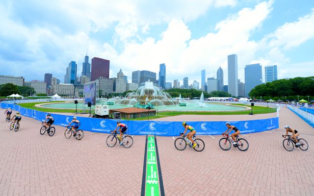 Gwen Jorgensen makes history in Chicago with sixth WTS win