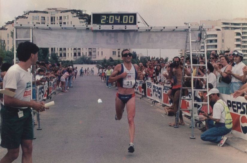 Are triathletes better today than 20 years ago?