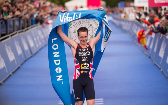 Ali Brownlee wins in dramatic Hyde Park race