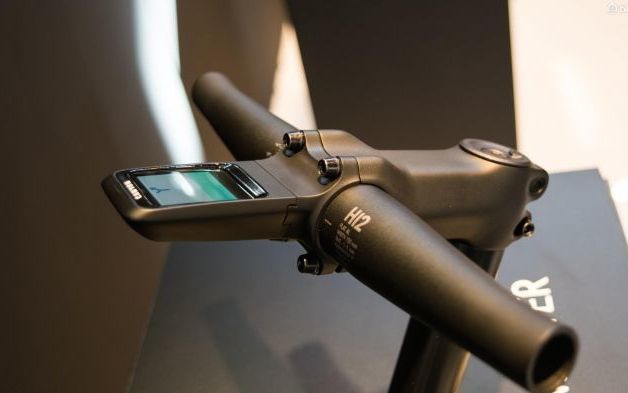 Canyon’s Smart Bike Computer is a world first