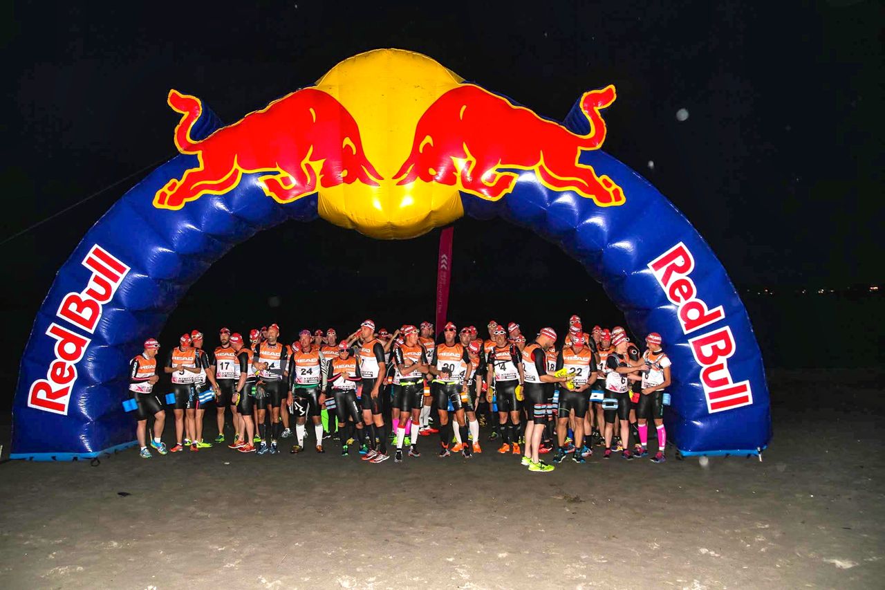 Athletes at start of Swimrun Norway 2014