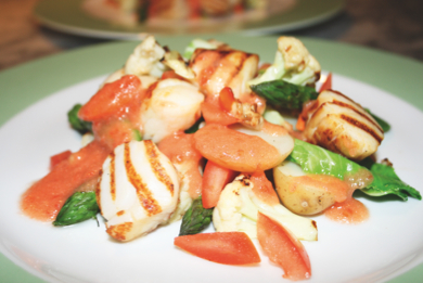 Grilled scallops and asparagus