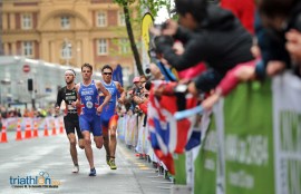 Jonny Brownlee wins ITU World Title