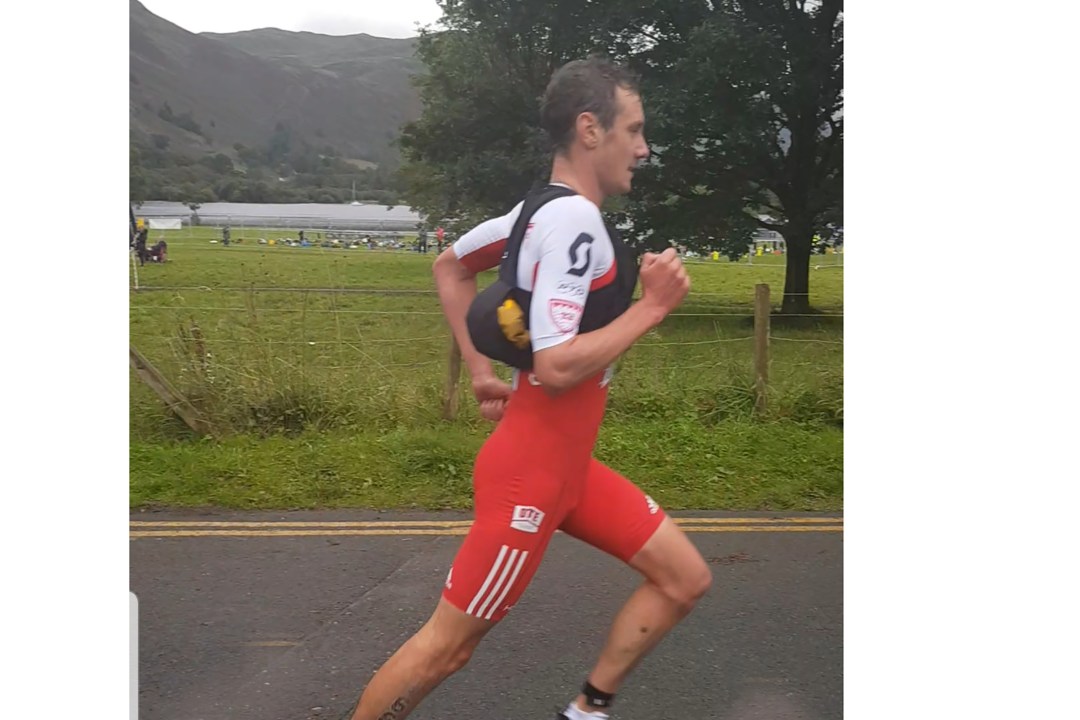 ali brownlee wins helvellyn triathlon