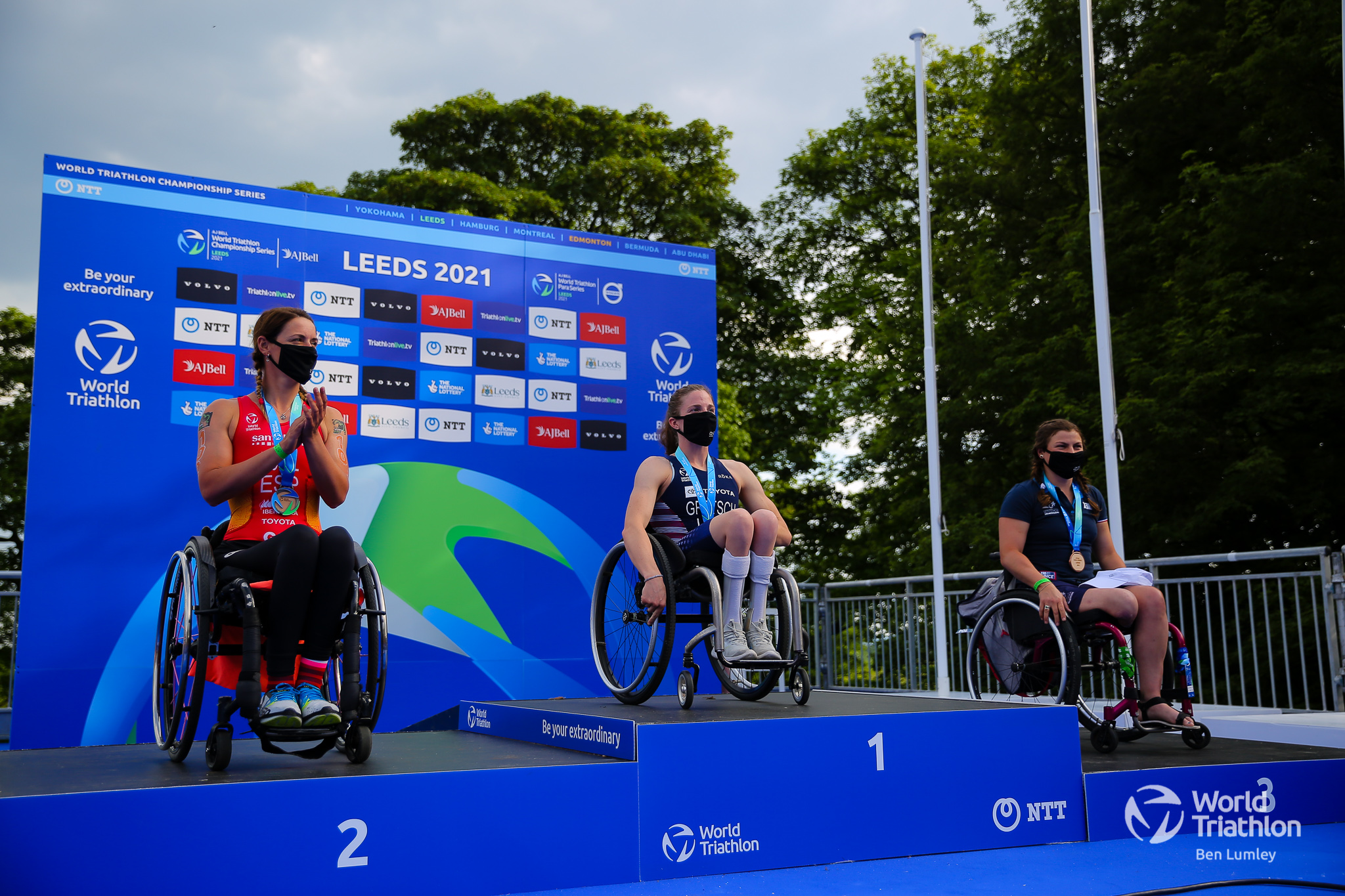 Kendall Gretsch wins PTWC gold at Leeds paratriathlon