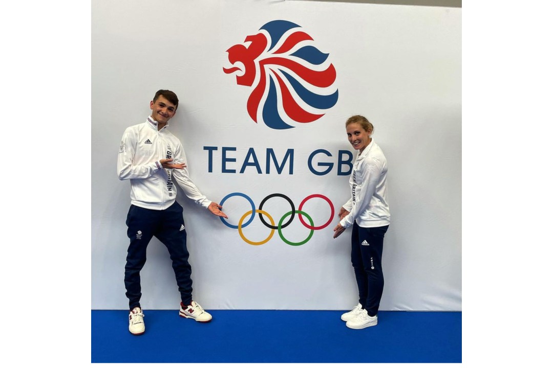 Team GB triathlon arrive in Tokyo