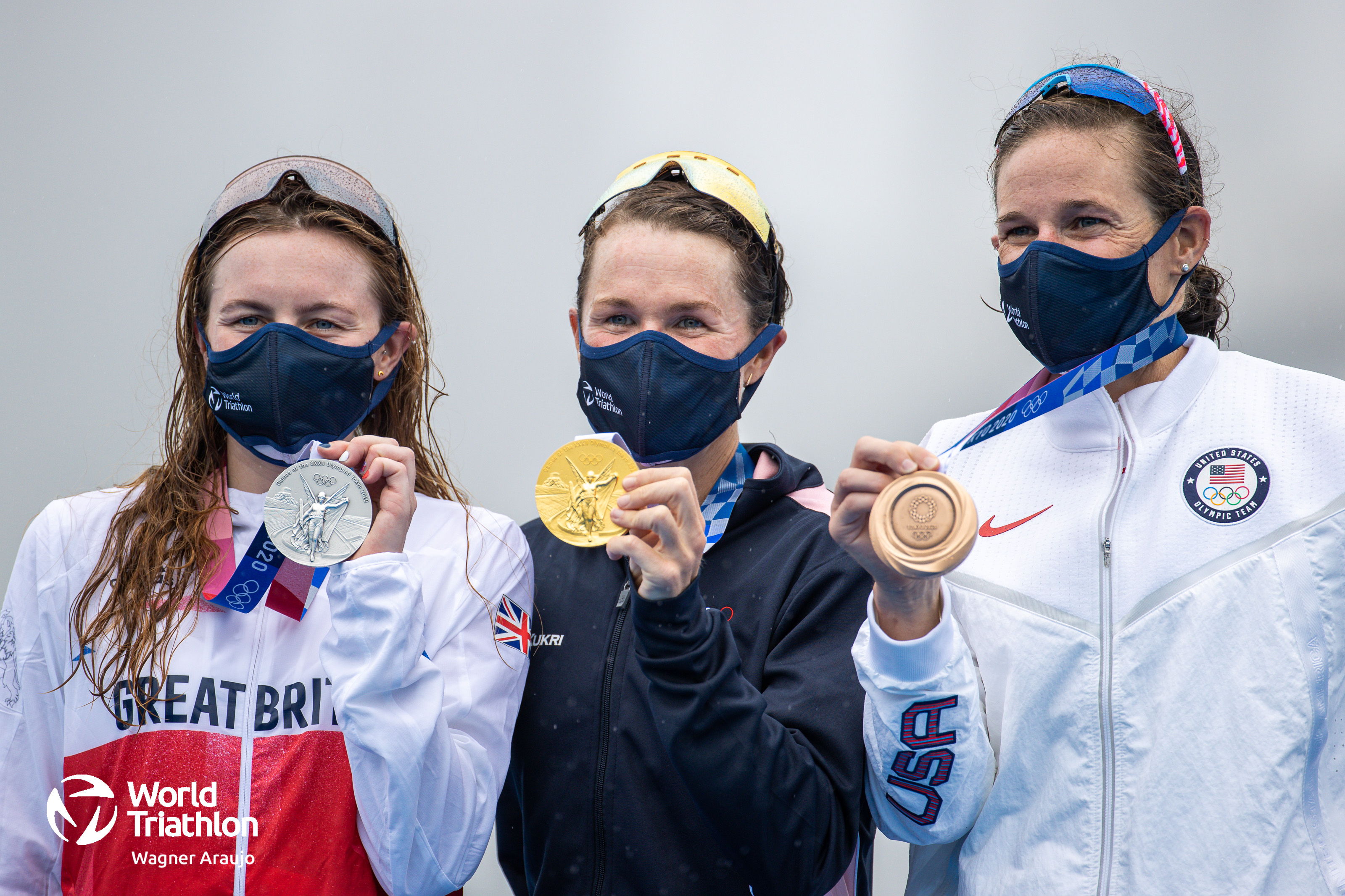 The three podium winners enjoy their well-deserved victories after an action-packed race. 