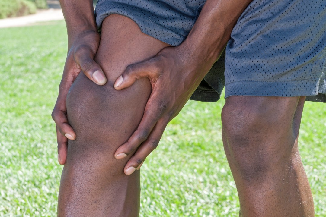 Why do my knees swell after running?