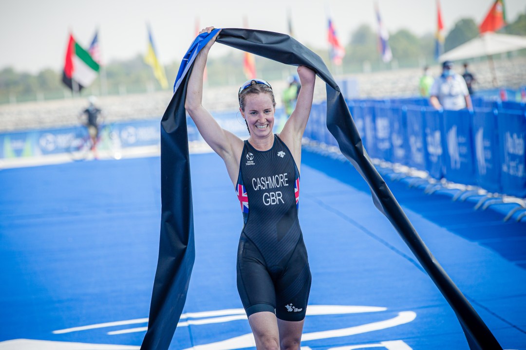 Claire Cashmore wins paratriathlon World Championship