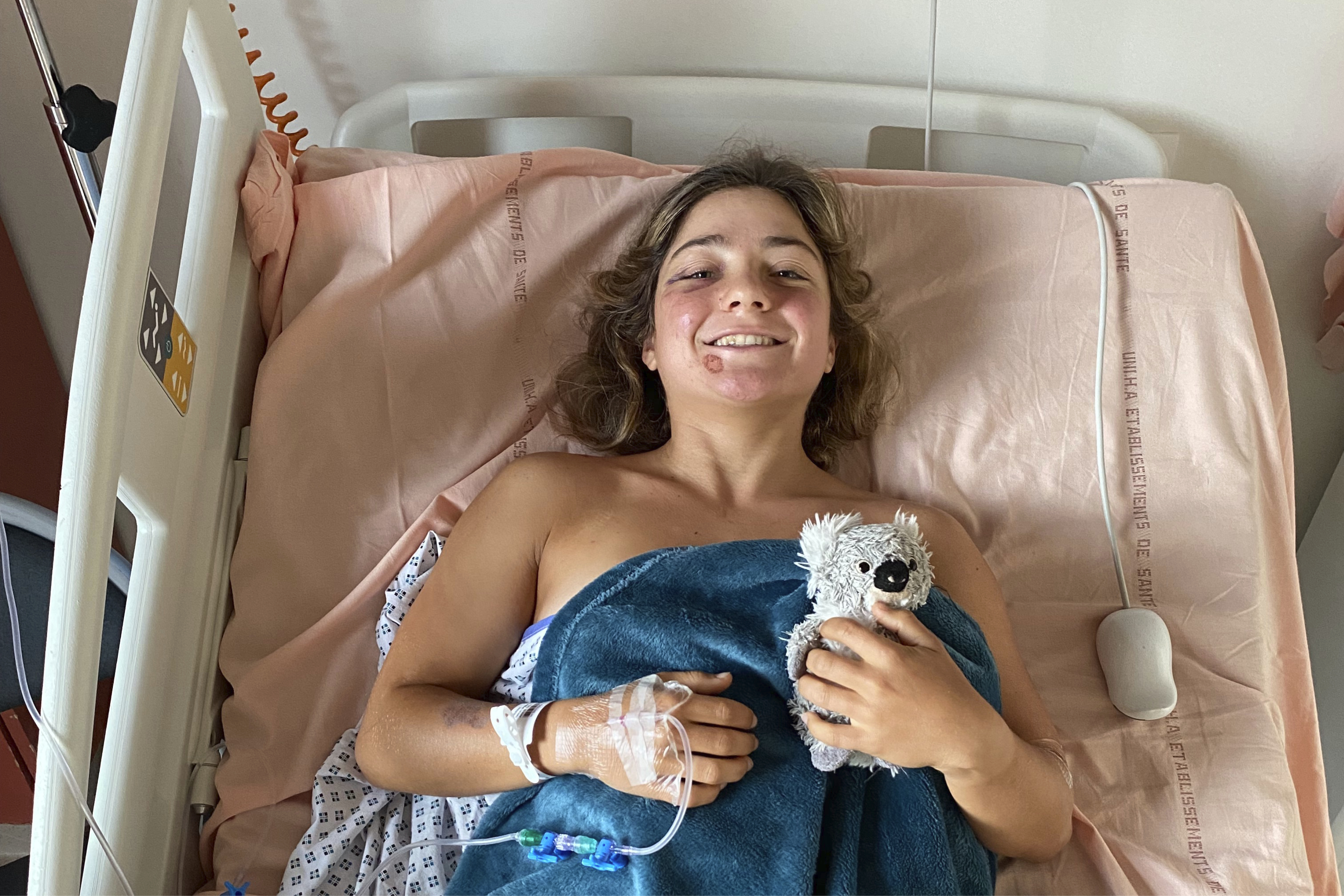 Anne-Sophie lying in hospital after breaking her back