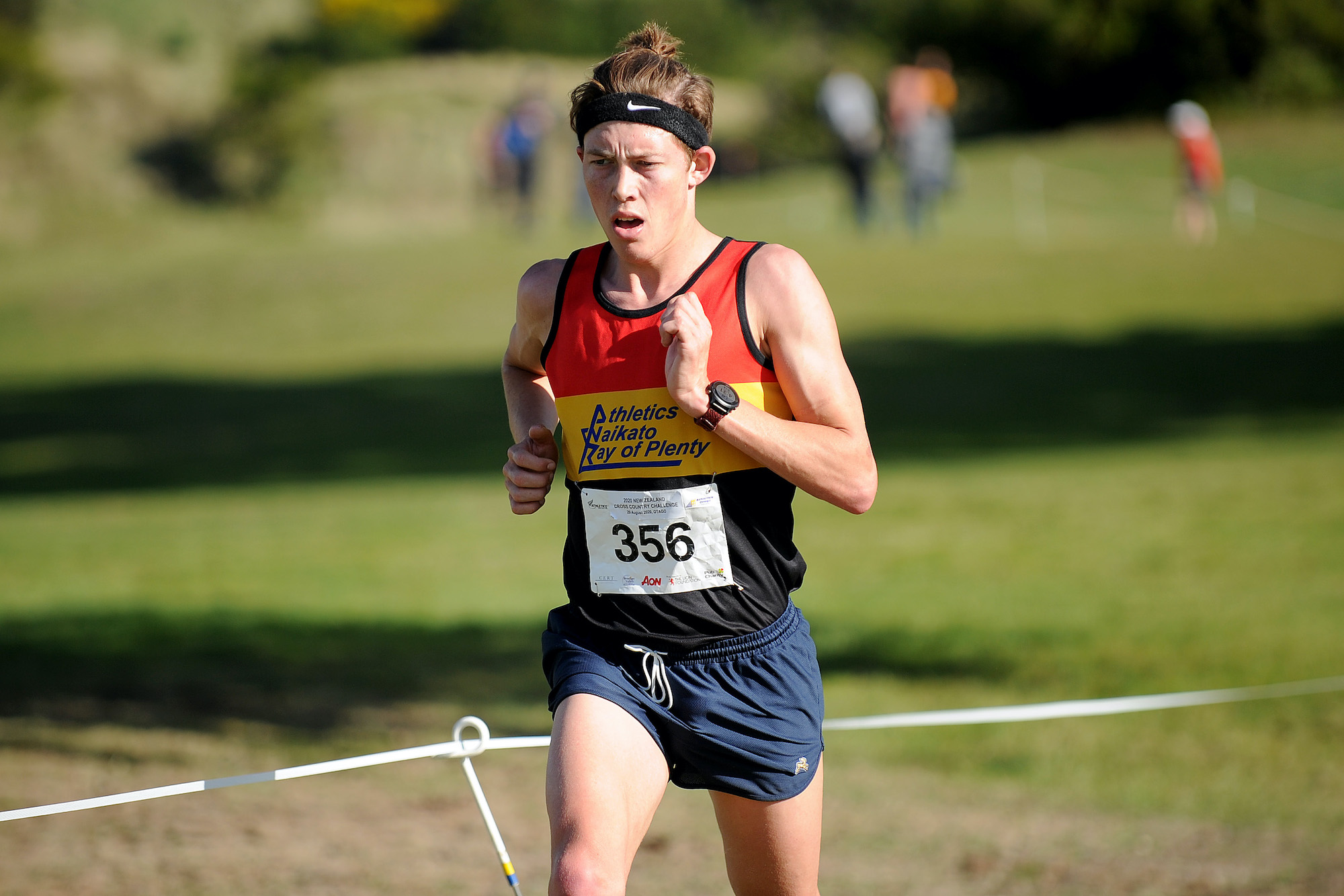 Triathlete Hayden Wilde racing cross country in New Zealand