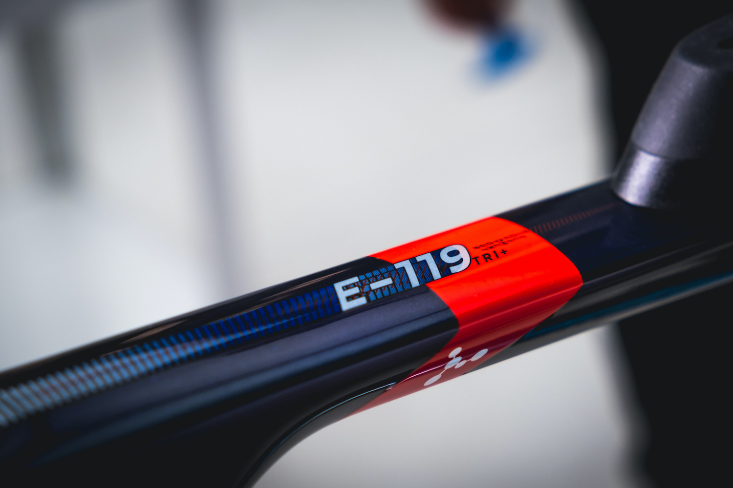 A close up of the top tube on the Argon 18 E119 Tri+ Disc bike