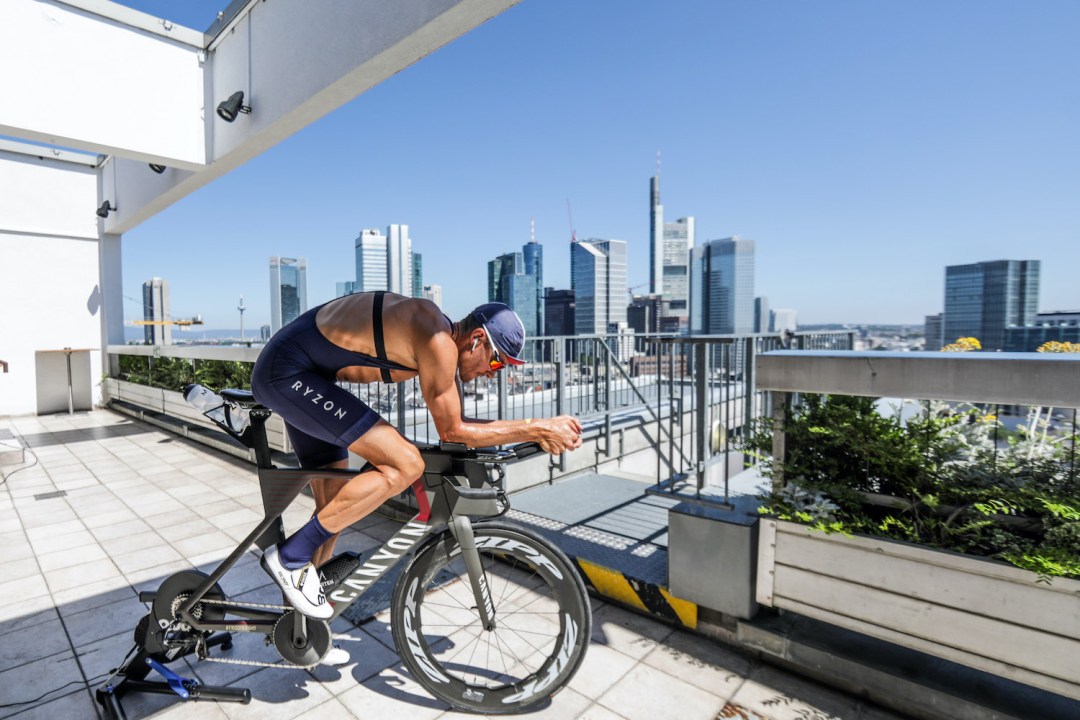 Jan Frodeno riding his Canyon on a turbo