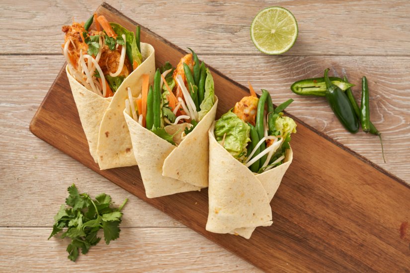 Chicken satay wraps