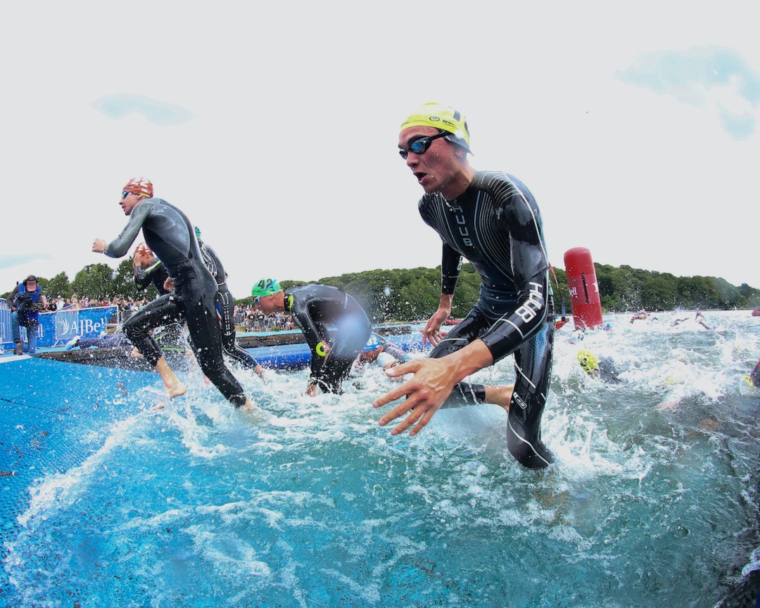 Alex Yee exits the swim at Leeds Triathlon 2022