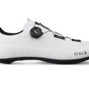 Triathlon bike shoes: How should they fit?