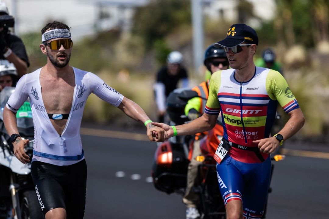 Gustav Iden and Sam Laidlow shake hands during the 2022 Ironman World Champs in Kona, Hawaii