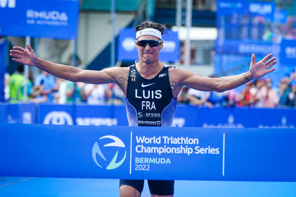 Vincent Luis wins 2022 WTCS Bermuda