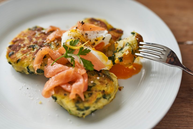 Bubble and squeak cakes with smoked salmon and poached eggs