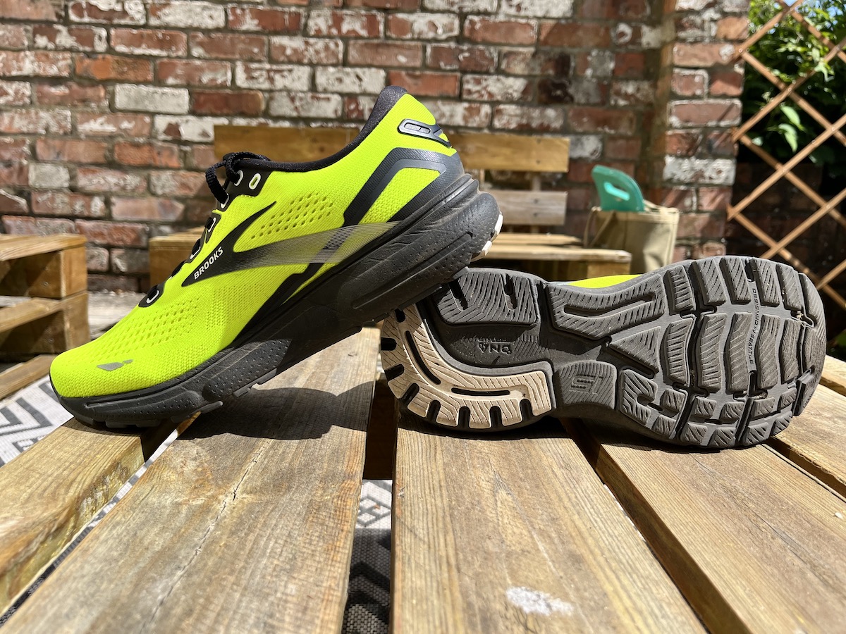 Brooks beast 15 yellow online