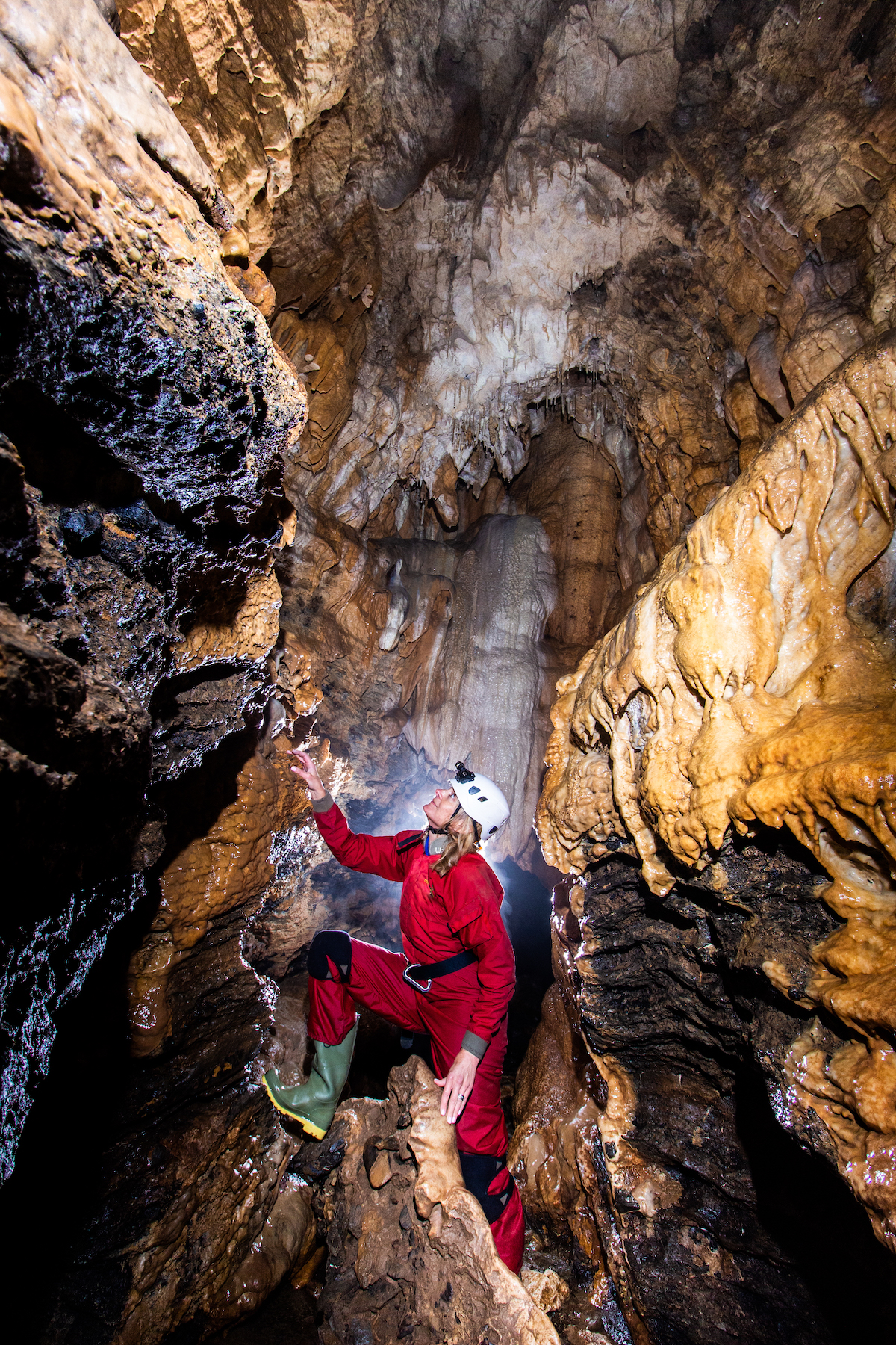 Louise Minchin wild caving in the Mendip Hills