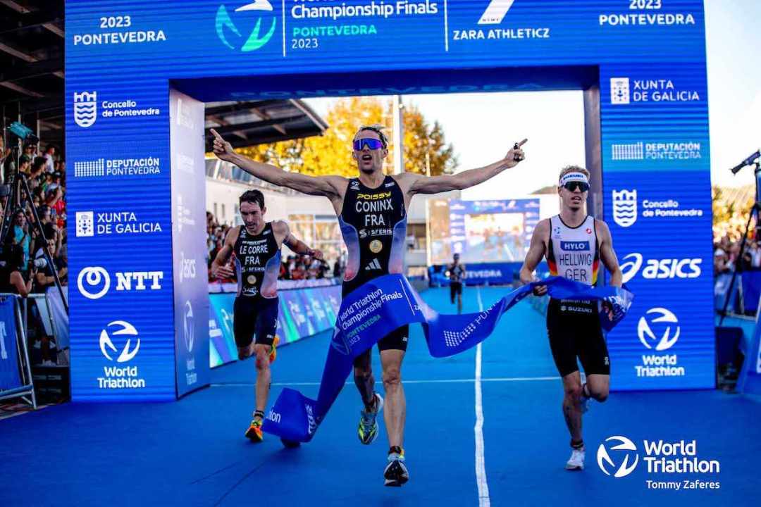 Dorian Coninx wins the World Triathlon Grand Final