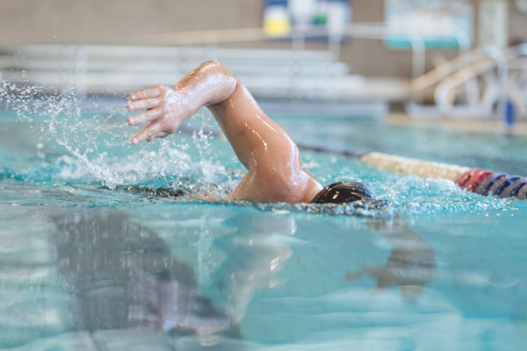 Swimming front crawl