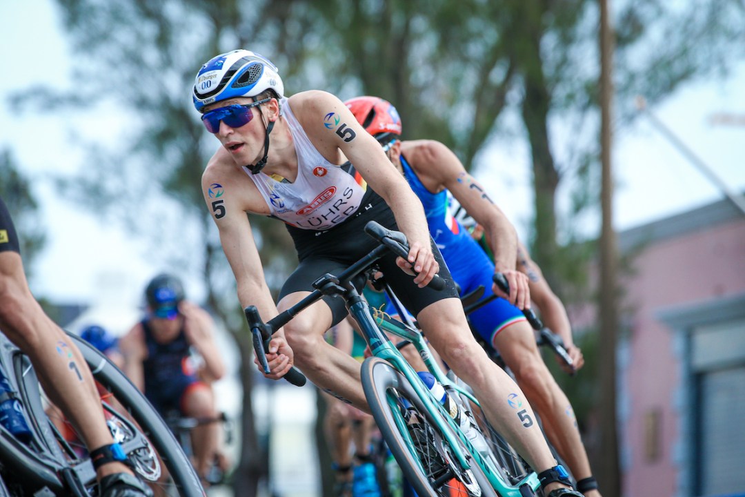 Lasse Lührs competing at the 2022 WTCS Bermuda race