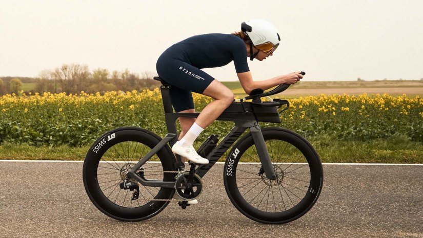 Canyon launches updated Speedmax CF triathlon bike