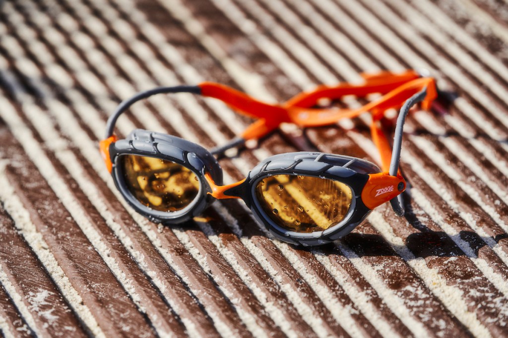 Product shot of the Zoggs Predator Polarized Ultra goggles