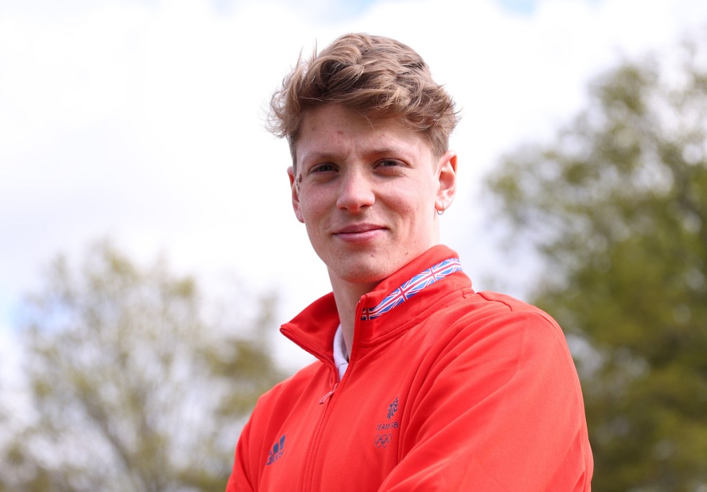 Photo of swimmer Hector Pardoe