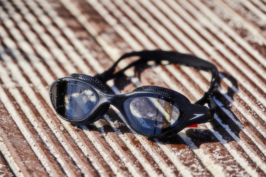 Product shot of Speedo Biofuse 2.0 goggles