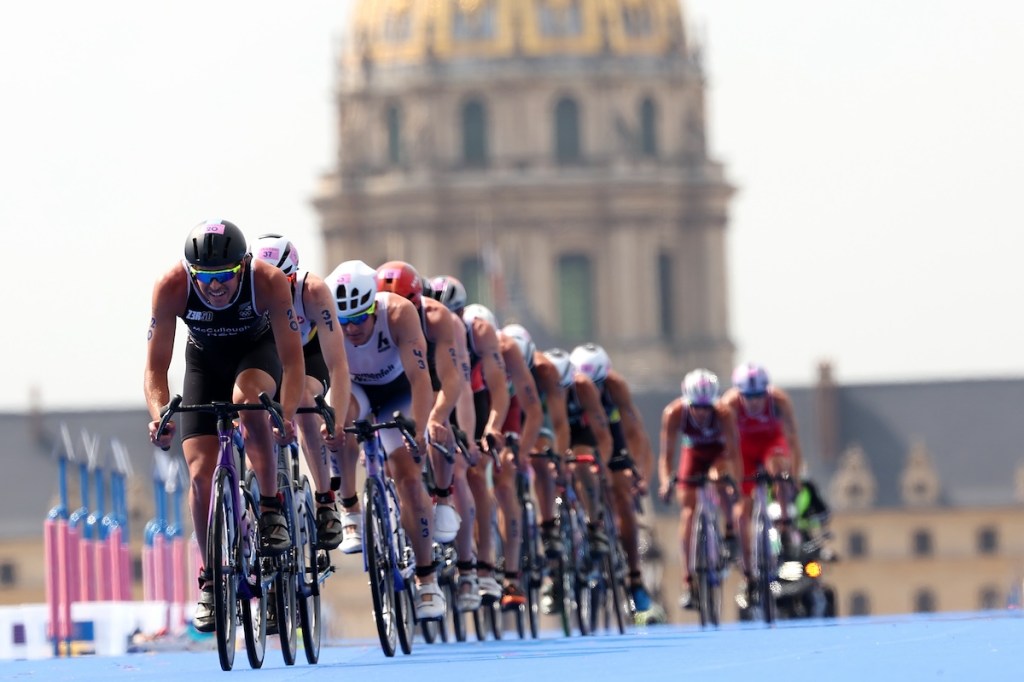 Dylan McCullough of Team New Zealand competes during Men's Individual Triathlon on day five of the Olympic Games Paris 2024 at Pont Alexandre III on July 31, 2024 in Paris, France.