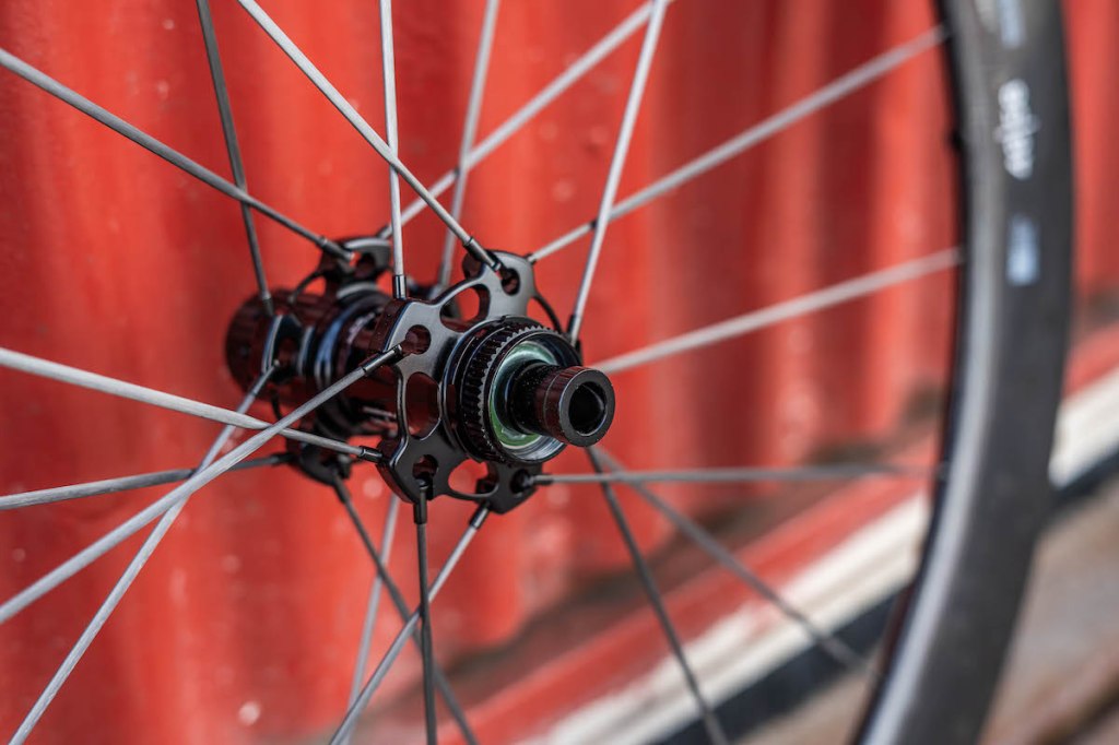 Black Ink 48|58 wheelset hub