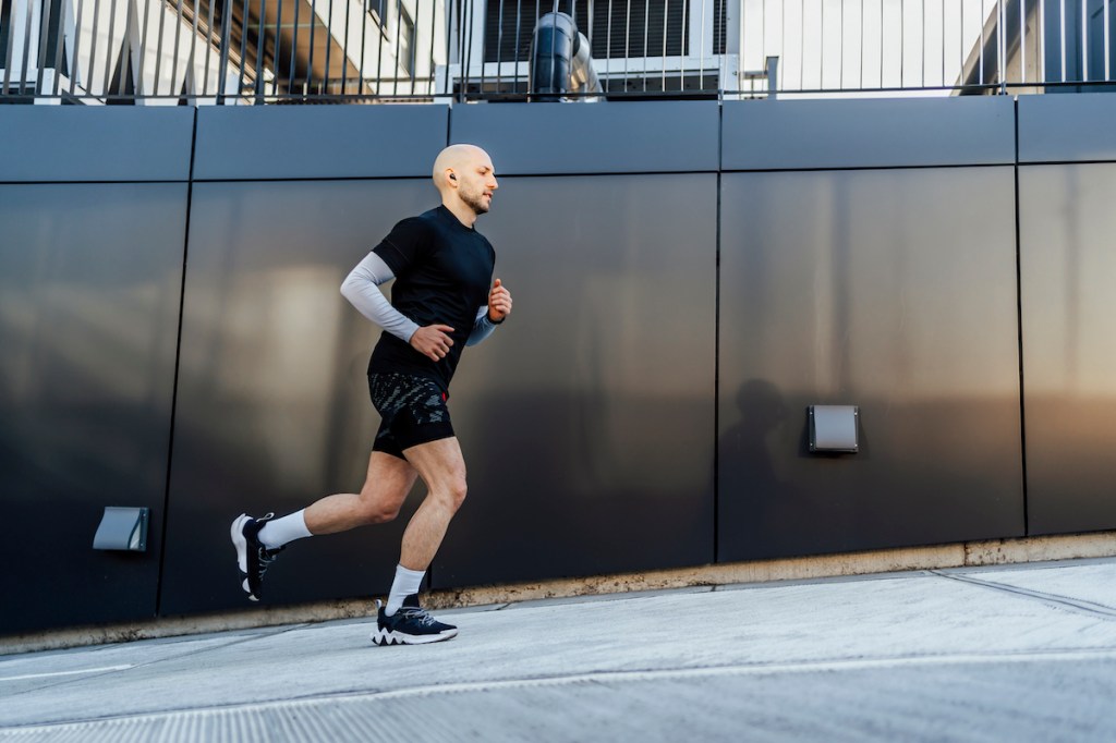 Man doing a tempo run