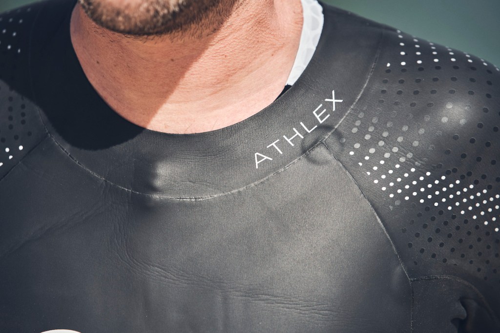 Orca Athlex Flow wetsuit neckline