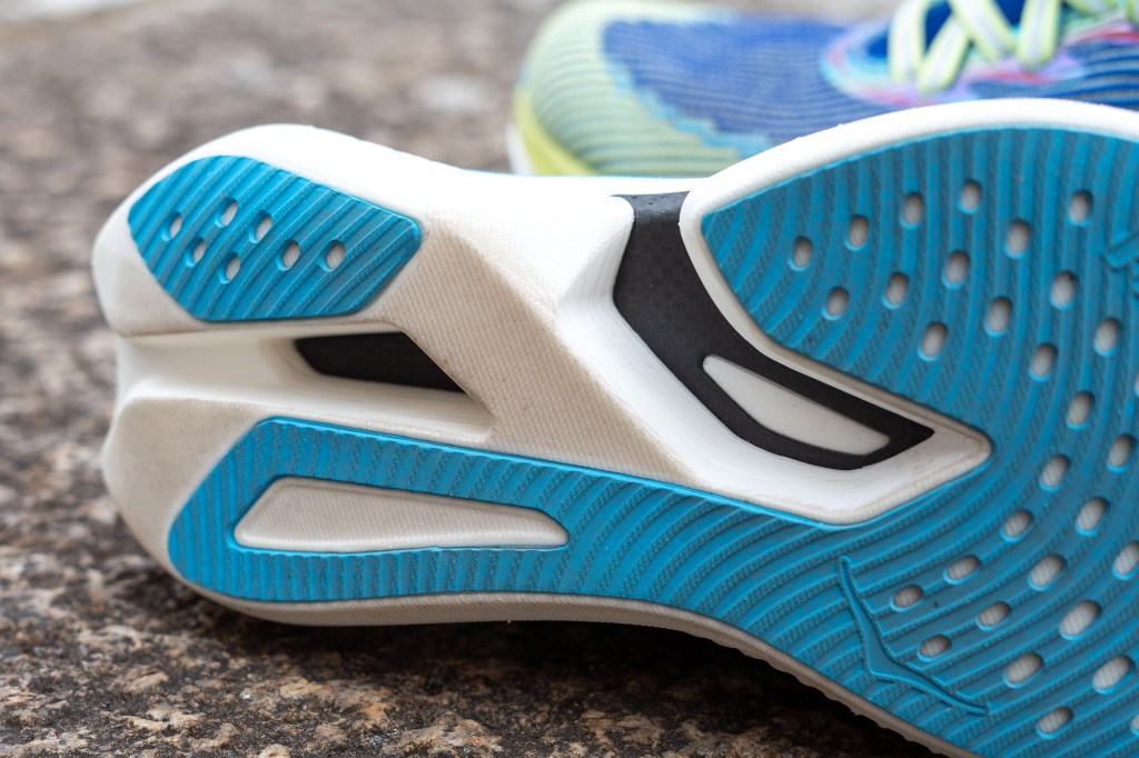 Close-up of Holka Ceilo x1 running shoes