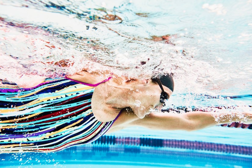 What breathing pattern should I use in the swim?