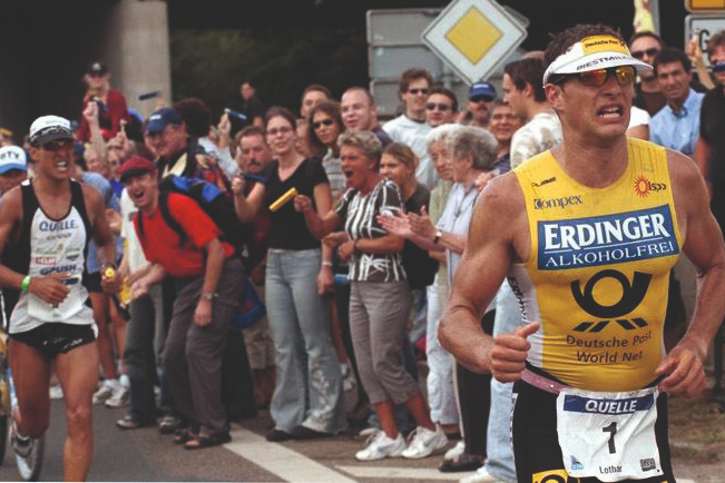 Lothar Leder runs during the 2003 Challenge Roth triathlon