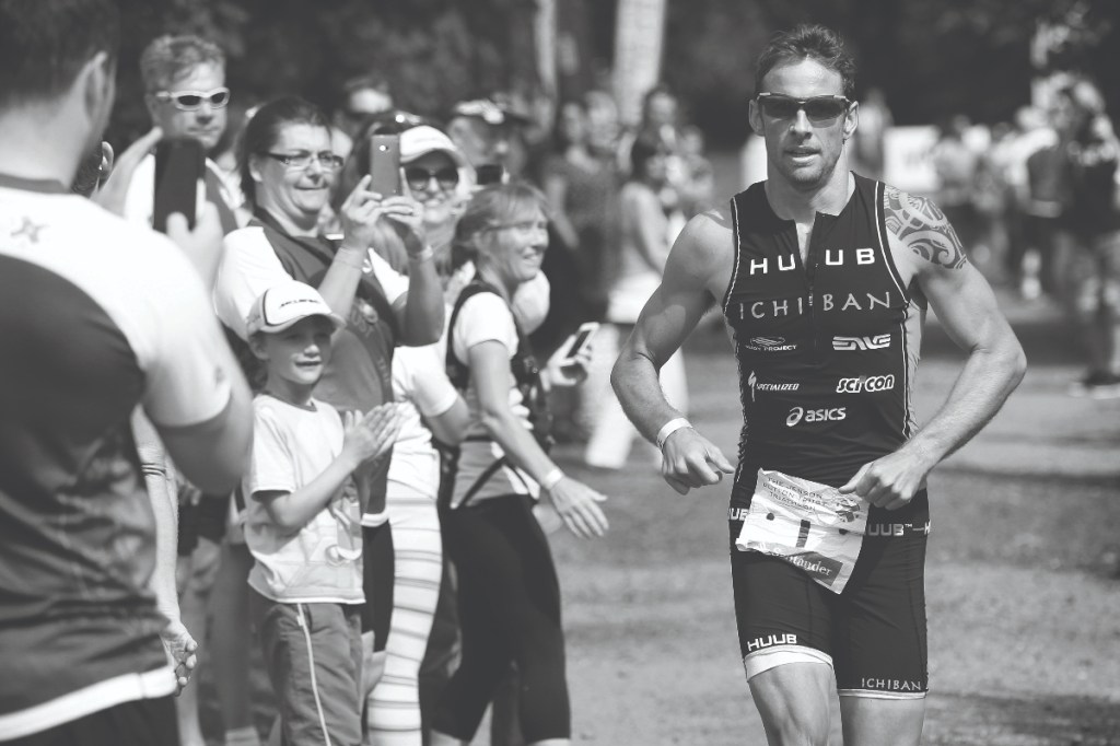 Jenson Button takes part in triathlon