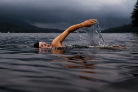 Free 8-week open-water swimming training plan